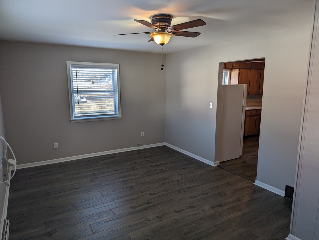 Primary Photo - Cozy 2bed 1bath in Waukesha