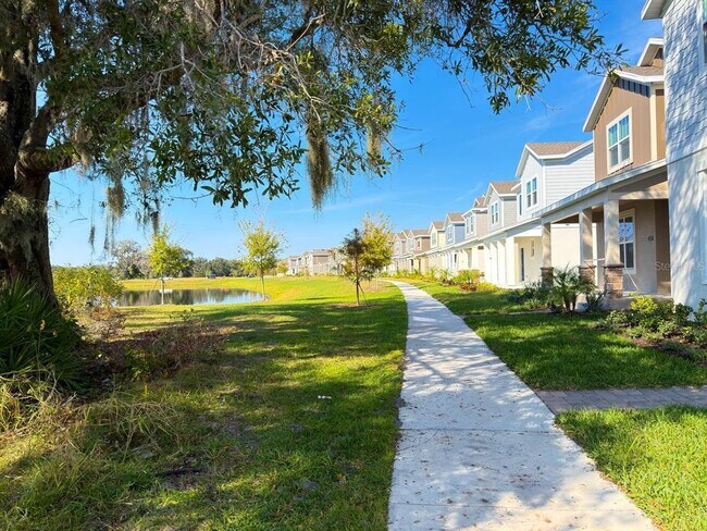 Foto del edificio - 2497 Spring Tune Aly