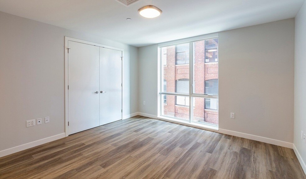 Foto principal - 50 Rogers St