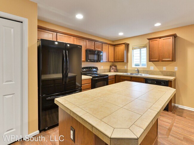 Foto del edificio - 4 br, 2.5 bath House - 24047 SE 262nd St.