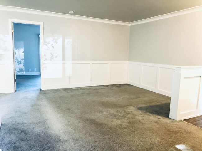 Building Photo - 4110 Scotts Valley Dr