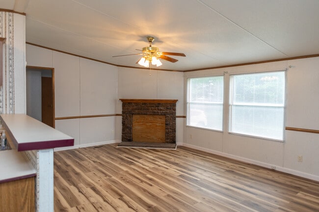 Building Photo - 2871 Emory Rd