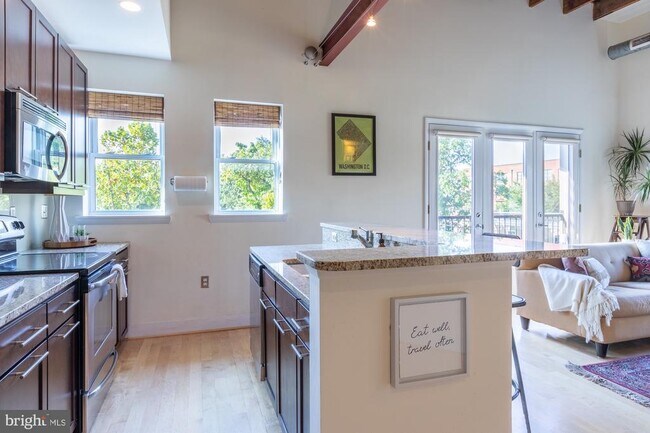 Foto del edificio - 2201 2nd St NW