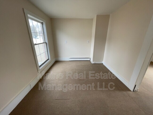 Building Photo - 211 Union St
