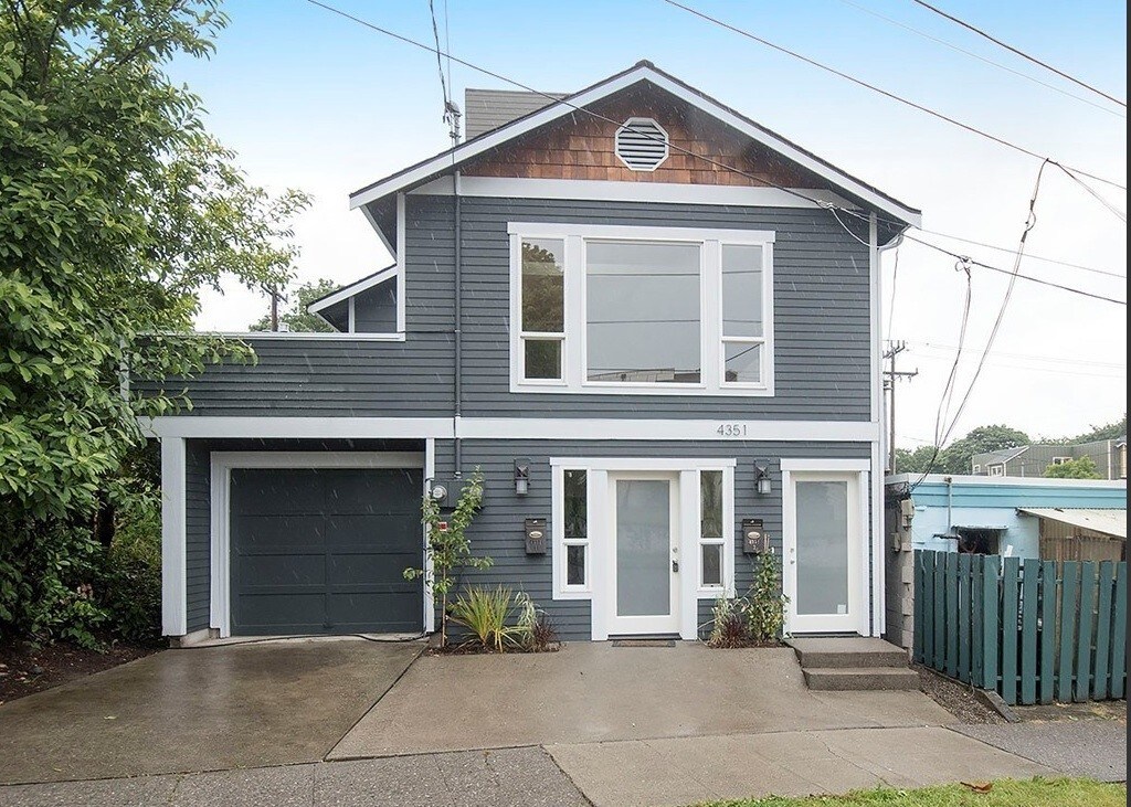 Foto principal - 4351 31st Ave W