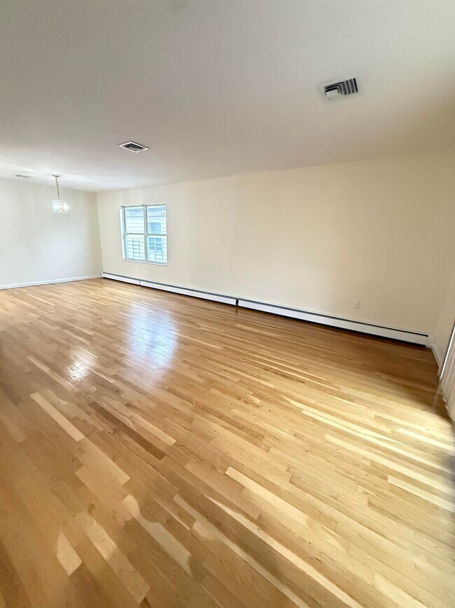 Foto del edificio - 64 70th St