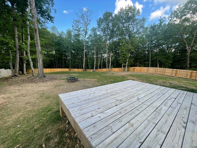 Foto del edificio - 2420 Middle River Rd