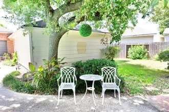 Building Photo - 8802 Willacy Ct