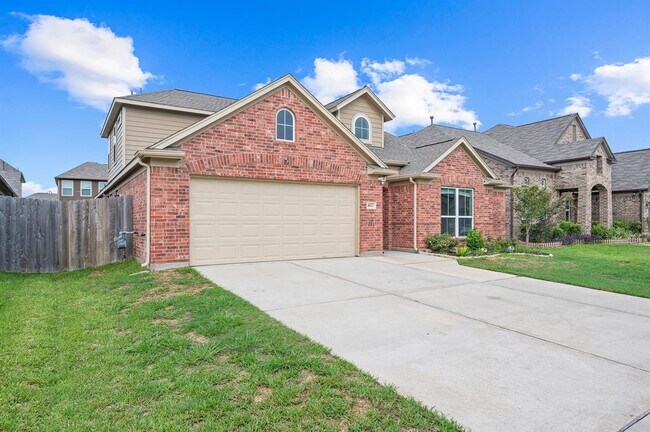 Building Photo - 4627 Valley Rill Rd