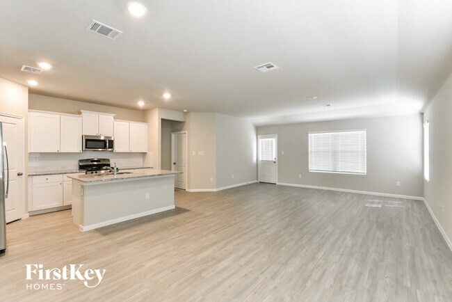 Building Photo - 6620 Hatchery Way