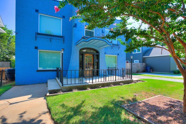 Foto del edificio - 1308 NW 16th St