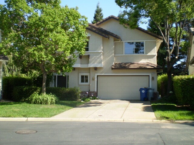 Primary Photo - Beautiful 3bd/ 2.5 bath Folsom Home in gat...