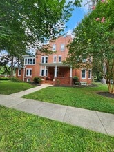 Building Photo - 323 N College Pkwy
