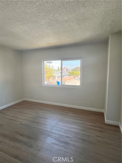 Building Photo - 703 W Anaheim St