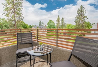 Building Photo - South Hill Heights