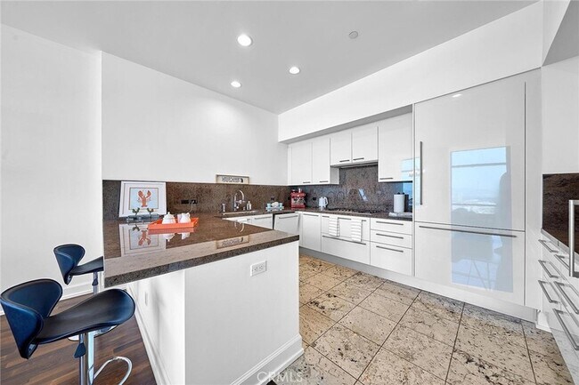 Foto del edificio - 900 W Olympic Blvd