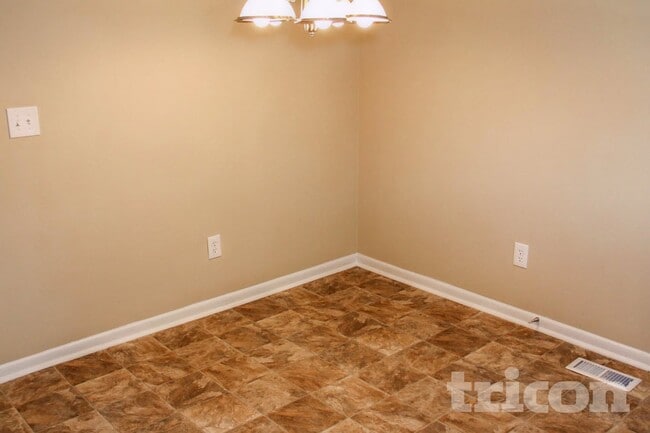 Foto del edificio - 4329 Cedar Ridge Trail