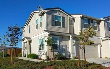 Building Photo - 17060 Mimosa Dr
