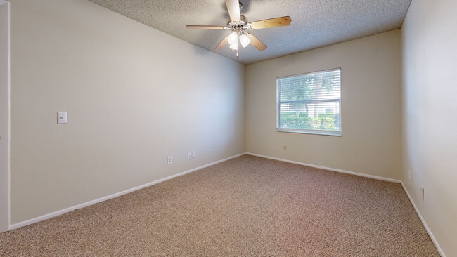 Interior Photo - Alafaya Woods
