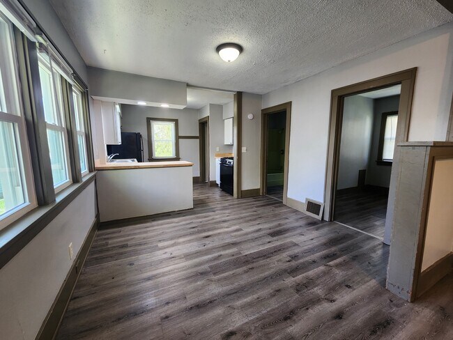 Foto del edificio - 526 Kirkwood Ave