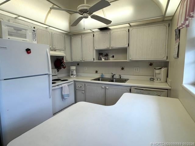 Foto del edificio - 2929 SE Ocean Blvd