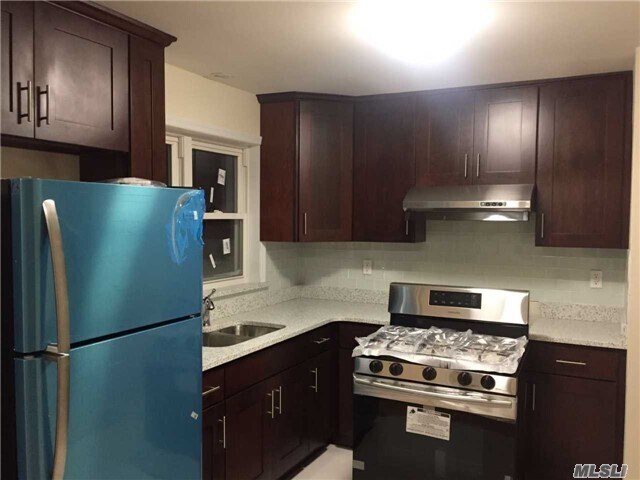 Foto del edificio - 101-25 103rd St