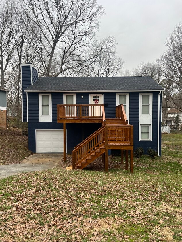 Primary Photo - 9702 Barkridge Rd