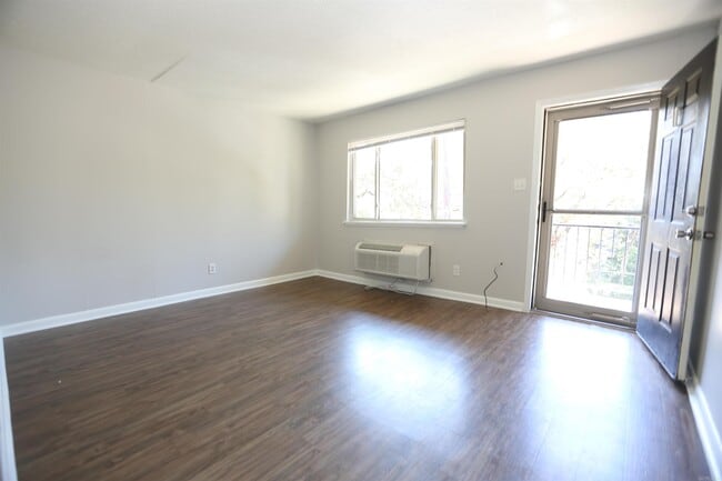Building Photo - 5101 H St