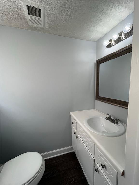 Foto del edificio - 4016 Elmscourt Dr