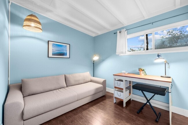 Building Photo - 1238 Essex St