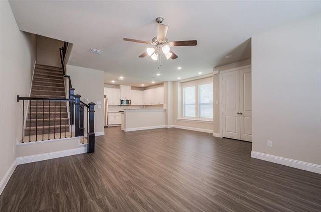 Building Photo - 4720 Piedras Lanzar Dr