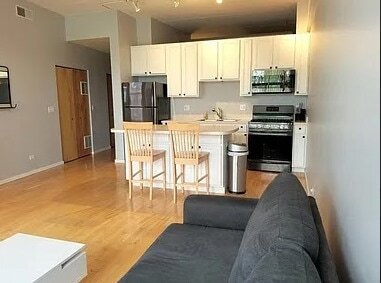 Foto del edificio - 3944 N Claremont Ave