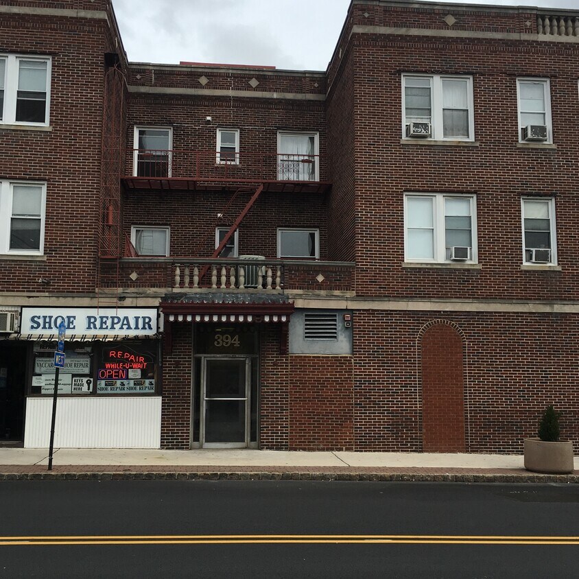 394 Centre St, Nutley, NJ 07110 Apartments Nutley, NJ