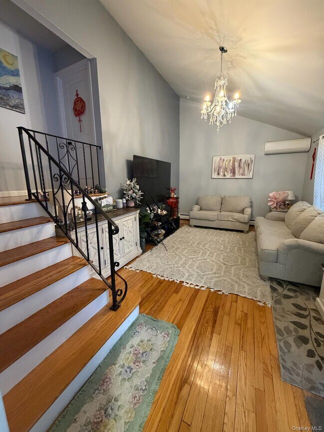 Building Photo - 23 James Rd