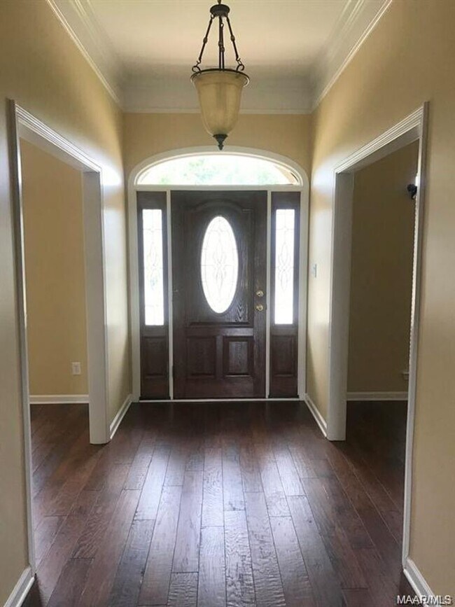 Foto del edificio - 154 E Poplar St