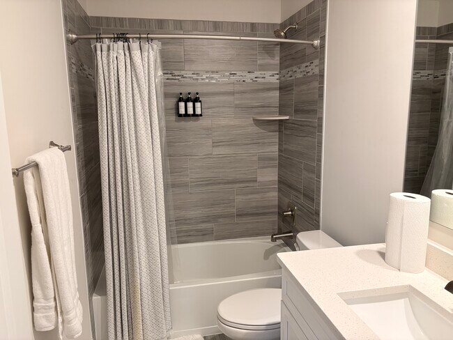 Foto del edificio - 4420 Shakespeare Cir