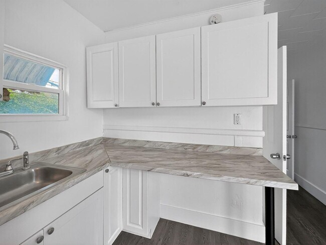 Foto del edificio - 1909 Monroe St