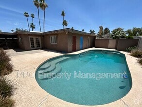 Building Photo - 248 Laguna Dr E