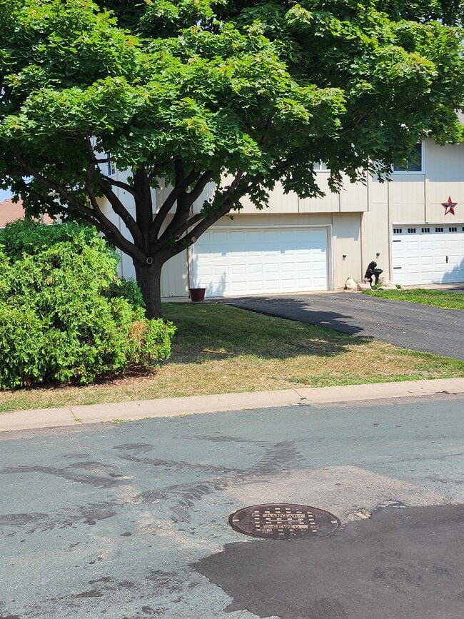 Building Photo - 13368 73rd Pl N