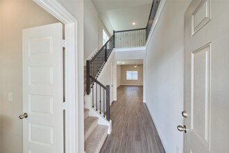 Building Photo - 2460 Shellcracker Dr