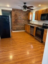 Building Photo - 2410 3rd Ave