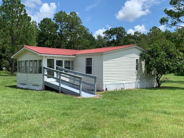 Primary Photo - Beautiful Manufactured home in South Lownd...