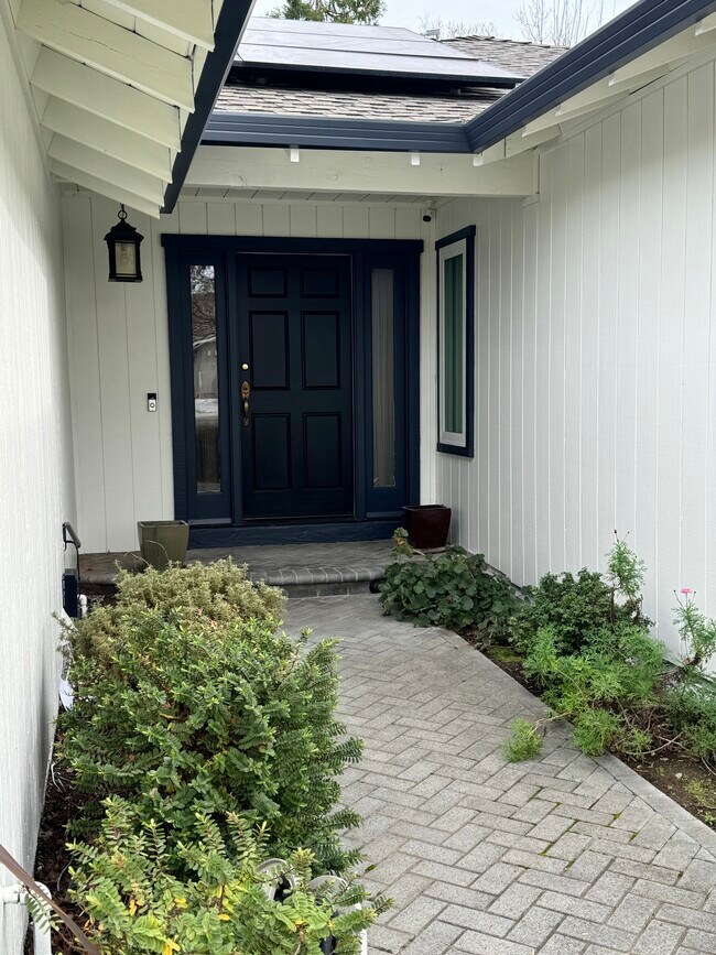 Building Photo - 5124 Selinda Way