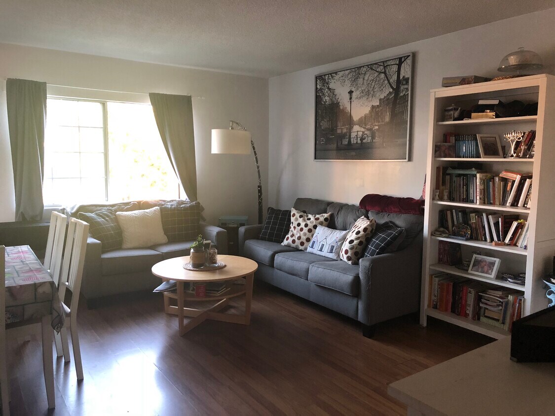 Foto principal - 2929 S Orange Dr