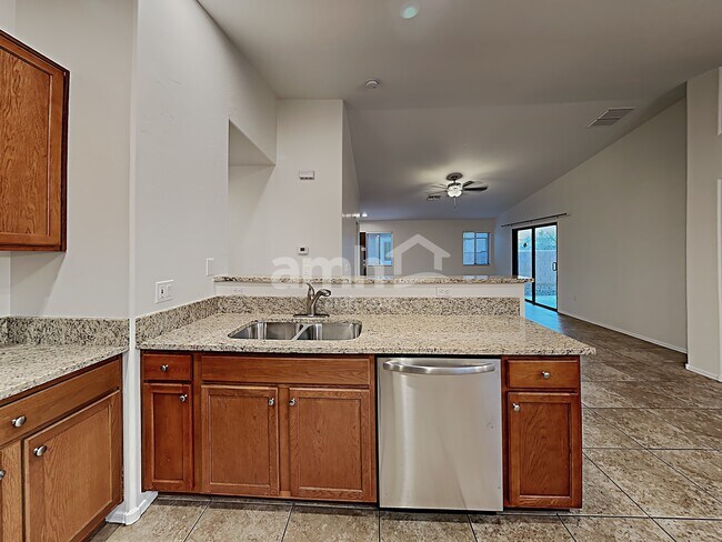 Foto del edificio - 866 E Ashburn Mountain Dr
