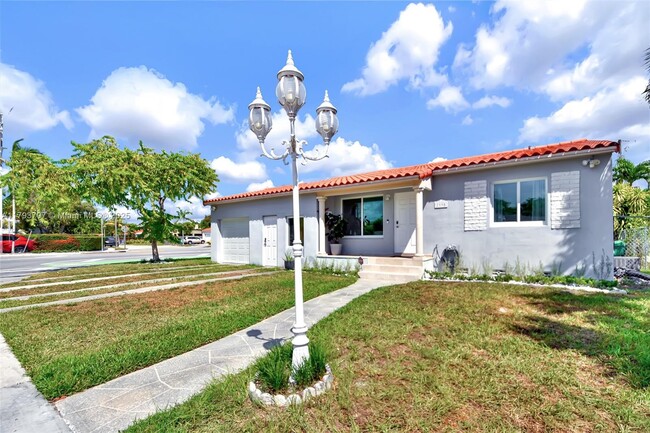 Foto del edificio - 2195 SW 25th Ter