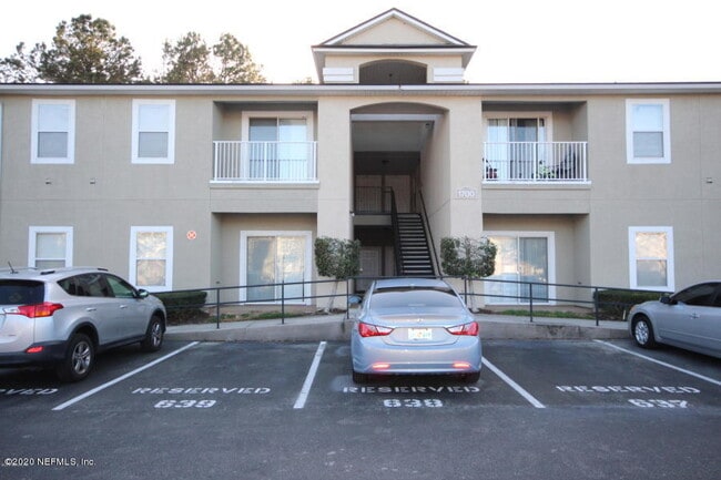 Building Photo - 7920 Merrill Rd