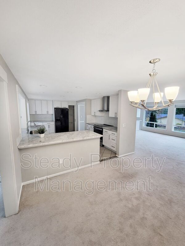 Building Photo - 31502 41st Ave SW