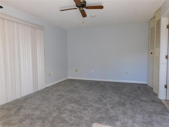 Foto del edificio - 1118 Spring Meadow Dr