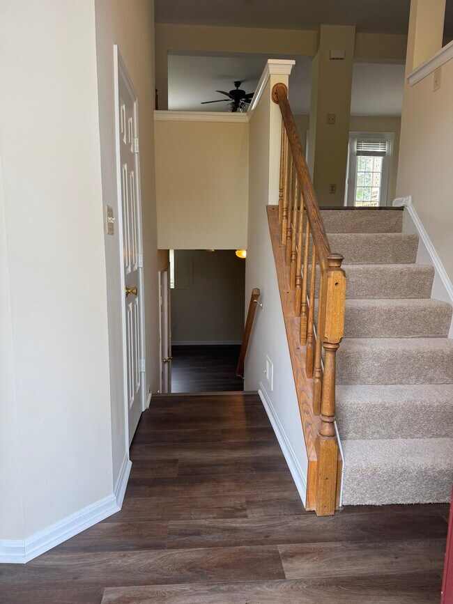Photo - 15538 Port Washington Ct Townhome